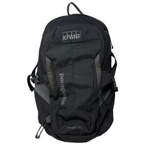 Patagonia Refugio Backpack 28L Hiking Outdoor Rugged Black